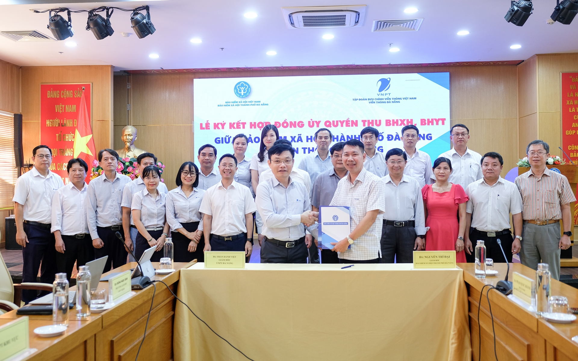 VNPT-Media, VNPT Đà Nẵng hợp tác cùng BHXH Đà Nẵng triển khai mô hình ủy quyền thu BHXH tự nguyện và BHYT hộ gia đình