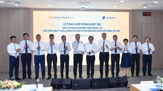 Vietnam Airlines và VNPT sẽ triển khai dịch vụ Internet trên tàu bay
