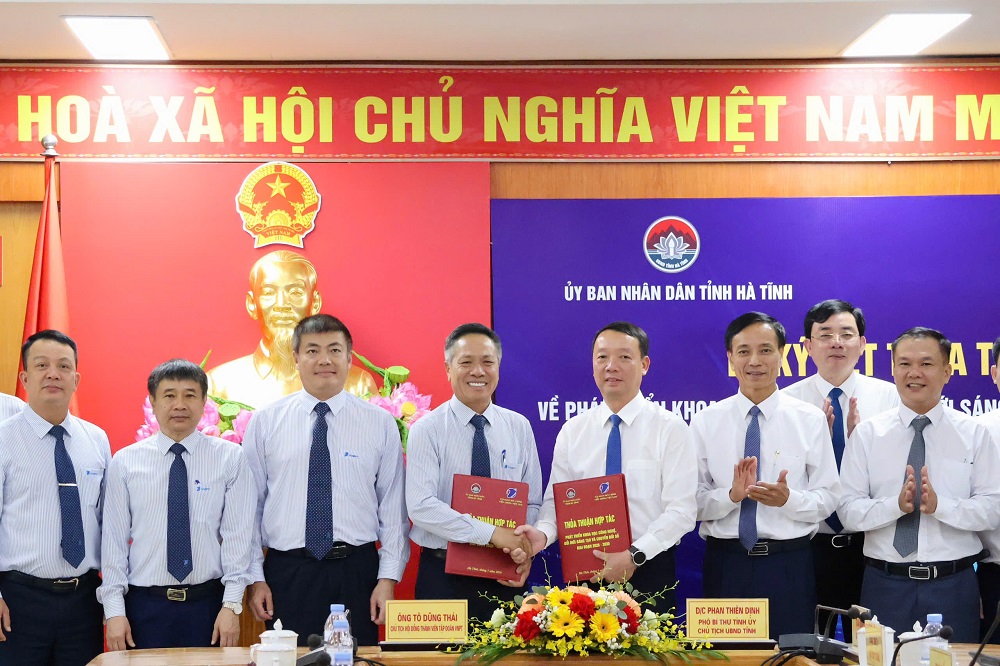 Hà Tĩnh và VNPT hợp tác phát triển về Khoa học công nghệ, chuyển đổi số