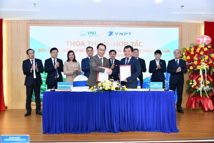 VNPT participates in building a smart university at Hanoi National University
